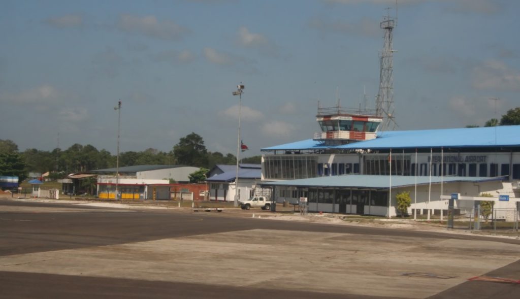9,5 Kilo drugs onderschept op luchthaven Suriname