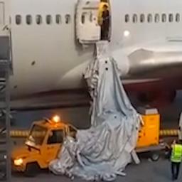 Video | ‘Benauwde’ passagier opent vliegtuigdeur op luchthaven Moskou