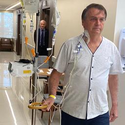 Bolsonaro verlaat ziekenhuis na opname voor darmklachten en dagenlange hik