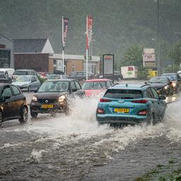 Wateroverlast Limburg | Defensie stuurt militairen ter ondersteuning