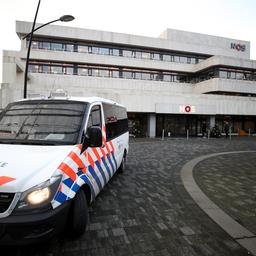 Extra beveiliging op Mediapark wegens dreiging, hoofdingang NOS afgesloten