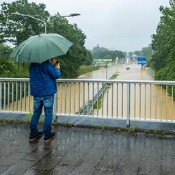 Lokaal al 80 millimeter neerslag in Limburg, ook woensdag veel regen verwacht