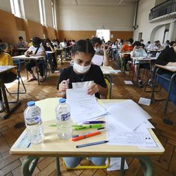Niet-gevaccineerde Franse scholieren mogen niet naar school bij uitbraak