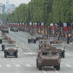 Video | Straaljagers en militaire parade tijdens Franse feestdag
