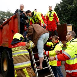 Wateroverlast in Valkenburg alsmaar heviger, bewoners worden geëvacueerd
