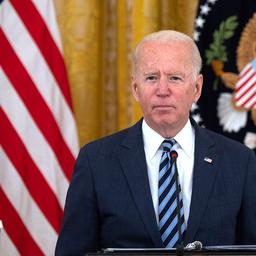 Joe Biden spreekt natie toe: ‘Boos en diepbedroefd, evacueren gaat door’