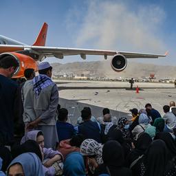 Kalmte keert terug op vliegveld Kaboel, evacuatievluchten hervat