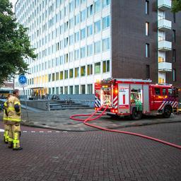 Politie vermoedt brandstichting in Amsterdamse flat, mogelijk lhbtiq+-geweld