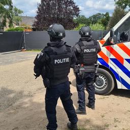 Politie vindt in Nederweert grootste crystalmethlab ooit in Nederland