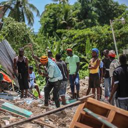 Zware regen richting Haïti, vrees voor modderstromen en hinder hulpacties