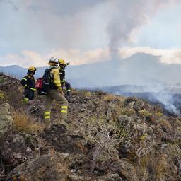 Een van lavastromen op La Palma stilgevallen, maar vulkaan ‘blijft krachtig’