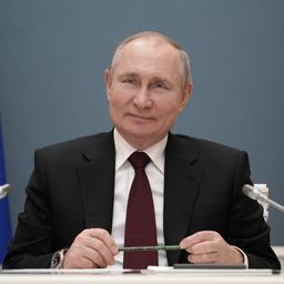 Video | Nieuwe stemmethode maakt fraude voor Poetin nóg makkelijker