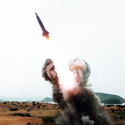Noord-Korea voert succesvolle tests met nieuwe kruisraket uit