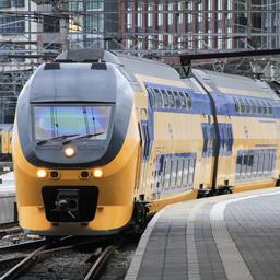 Verdachte van bommelding opgepakt in trein op station Apeldoorn