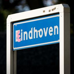 Asfaltfabriek Eindhoven moet uitstoot verlagen, gemeente dreigt met sluiting