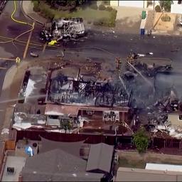 Video | Ravage na vliegtuigcrash in Amerikaanse woonwijk