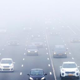 Vrijdagochtend grote kans op verkeersoverlast door dichte mist in hele land
