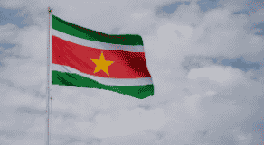 46e verjaardag Suriname zonder publiek
