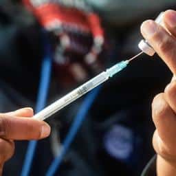 Zuid-Afrika: Nog geen indicatie dat vaccins niet werken tegen nieuwe variant