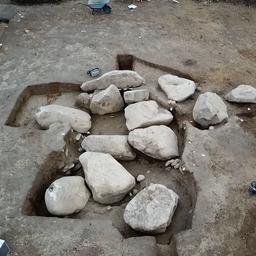 Video | Duitse archeologen vinden vijfduizend jaar oude grafkamer