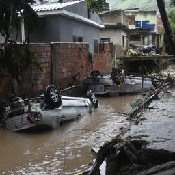 Zware regenval jaagt duizenden mensen op de vlucht in Brazilië