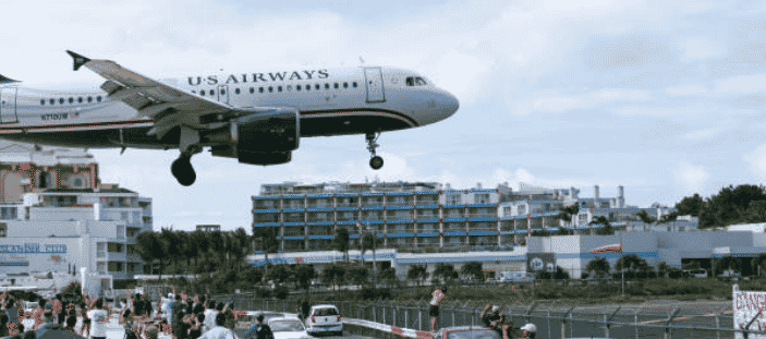 Luchthaven Sint Maarten vraagt om stakingsverbod vakbond en luchtverkeersleiders