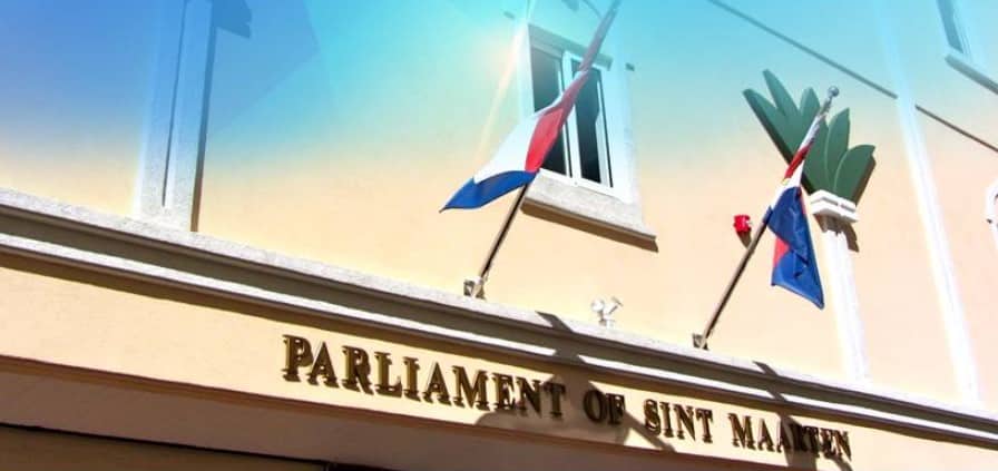 Sint Maarten keurt begroting 2022 goed