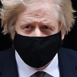 Boris Johnson verder onder vuur door verjaardagsfeest tijdens lockdown