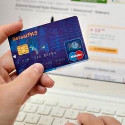 Consumentenbond: bank moet meer actie ondernemen tegen fraude bij overboeken