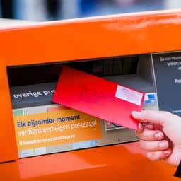 Eindhovense postbode verzamelde jarenlang post: duizenden kaarten onbezorgd