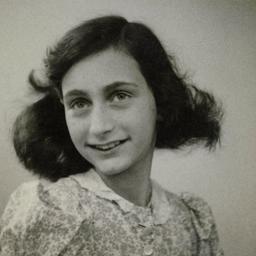 Familie Anne Frank werd volgens nieuw onderzoek verraden door Joodse notaris