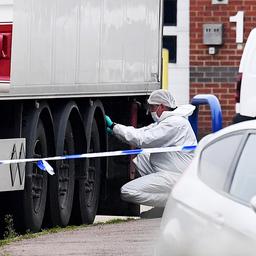 Mensensmokkelaar krijgt 15 jaar celstraf voor dood 39 migranten in koelwagen