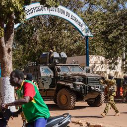 Militairen in Burkina Faso zeggen macht in land te hebben overgenomen