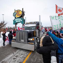 Ottawa zet zich schrap voor enorm truckersprotest, eerste chauffeurs gearriveerd