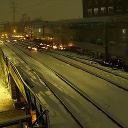 Video | Spoorwegmaatschappij in Chicago steekt rails in brand vanwege extreme kou