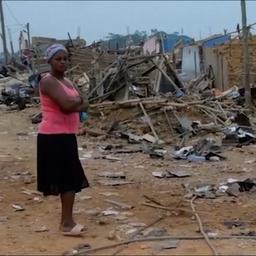 Video | Tientallen huizen verwoest na explosie nabij Ghanese goudmijn