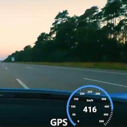 Video | Tsjechische miljardair rijdt 416 kilometer per uur op Duitse snelweg