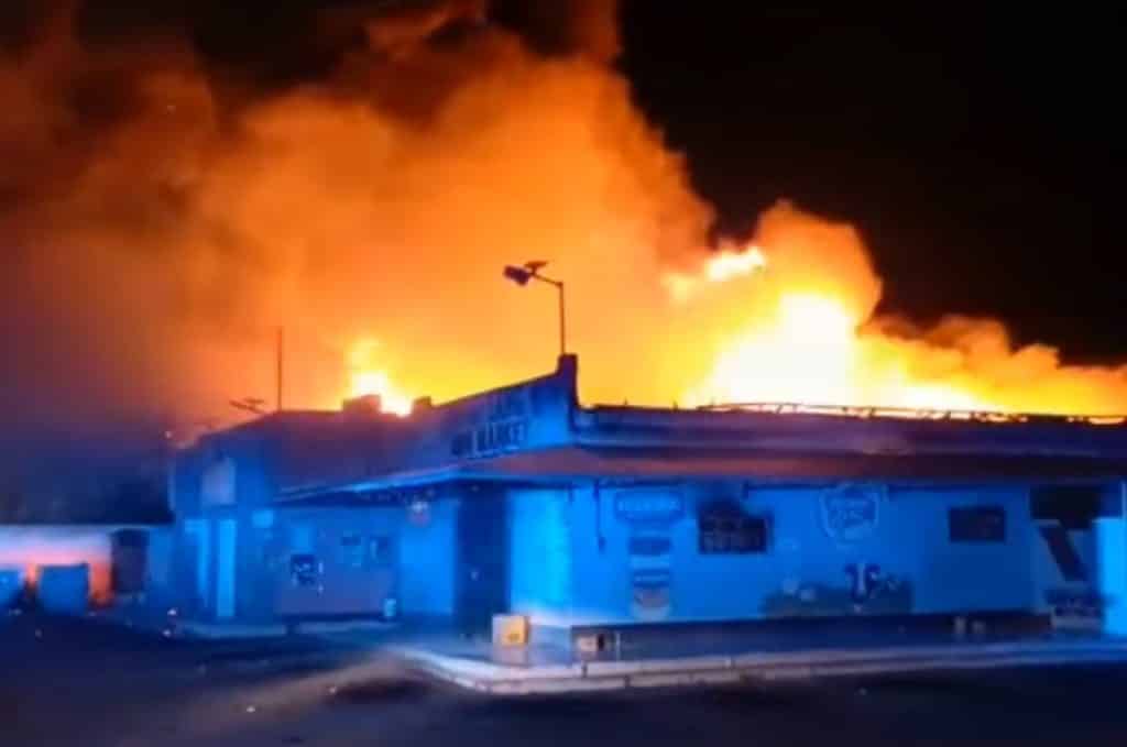 Minimarket in Hanenberg volledig afgebrand