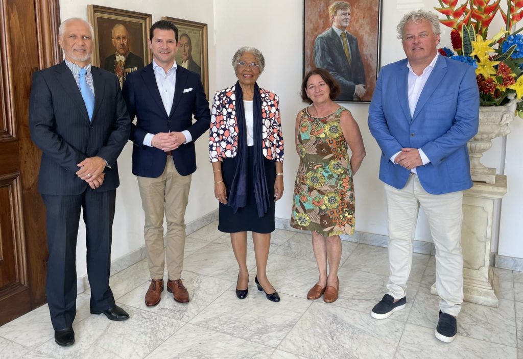Delegatie KHN bezoekt gouverneur Curaçao