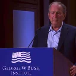 Video | Oud-president Bush verspreekt zich: ‘Rusland viel Irak binnen’