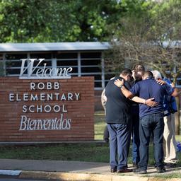 Schutter dodelijke schietpartij op basisschool Texas opende vuur in één lokaal