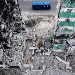 Overzicht | Zeker 16.000 lichamen in massagraven Mariupol, olieboycot lijkt ver weg
