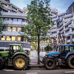 Boeren op weg naar Tweede Kamer, extra politie op de been in Den Haag