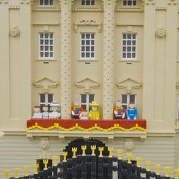 Video | Brits LEGOLAND bouwt miniatuurjubileumfeest van koningin Elizabeth
