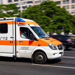 Dode nadat vluchtende automobilist in Duitsland inrijdt op groep fietsers