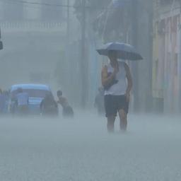 Video | Hevige regenval veroorzaakt overstromingen op Cuba
