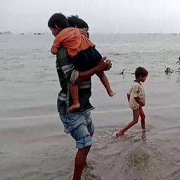 Video | Overstromingen in Bangladesh jagen miljoenen mensen op de vlucht
