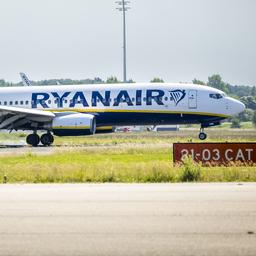 Ryanair dwingt Zuid-Afrikanen nationaliteit te bewijzen met test in Afrikaans