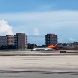 Video | Vliegtuig vliegt in brand na noodlanding bij Miami Airport