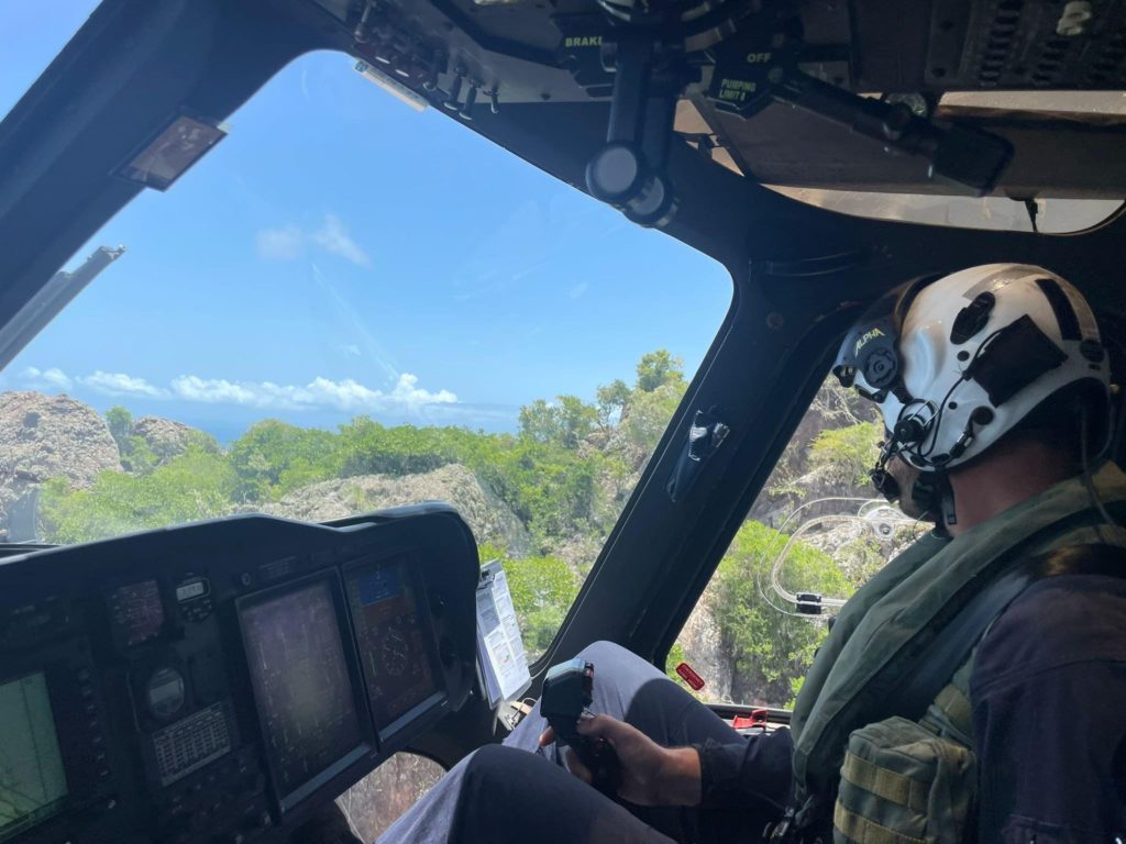 Kustwachthelikopter evacueert toeristen van Christoffelberg en Klein Curaçao